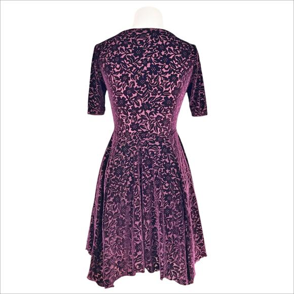 KIMCHI BLUE URBAN OUTFITTERS Floral Burnout Velvet Skater Dress in Plum Purple S - Picture 6 of 7